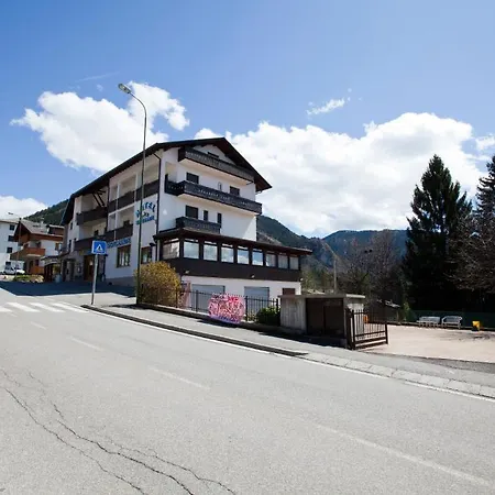 Otel Migliorati 3*