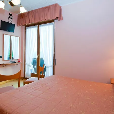 Migliorati Отель 3*